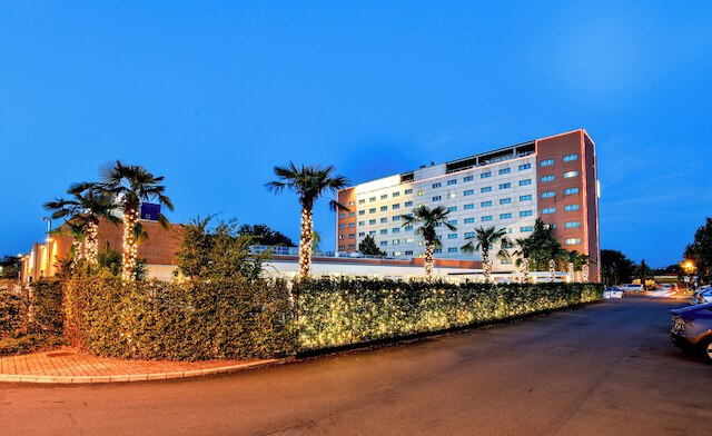 ザ シドニー ホテル