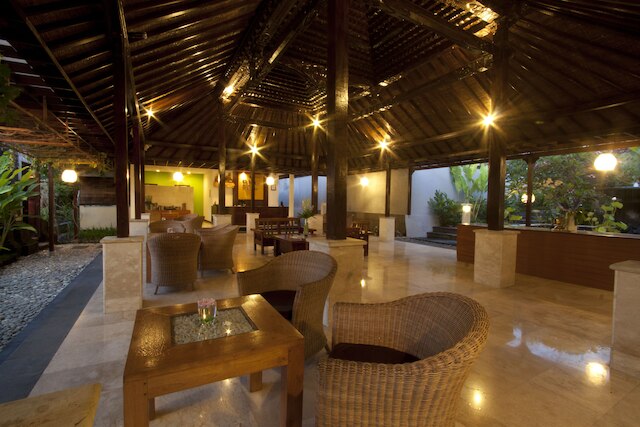 バリ ニュー ゲーディング ヴィラ