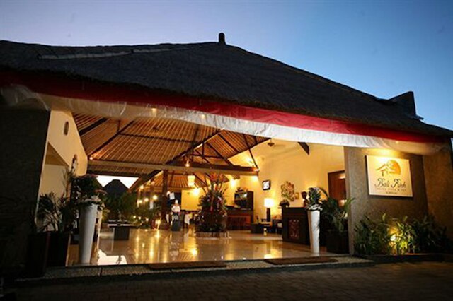 バリ リッチ セミニヤック ヴィラズ