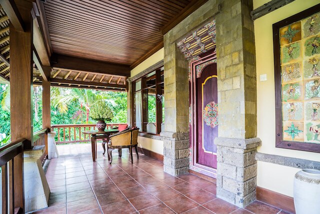 コリウブドリゾート