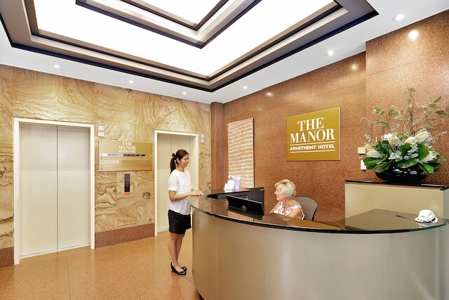 ザ マナー アパートメント ホテル