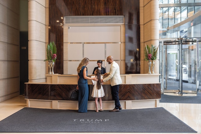 トランプ インターナショナル ホテル & タワー  シカゴ