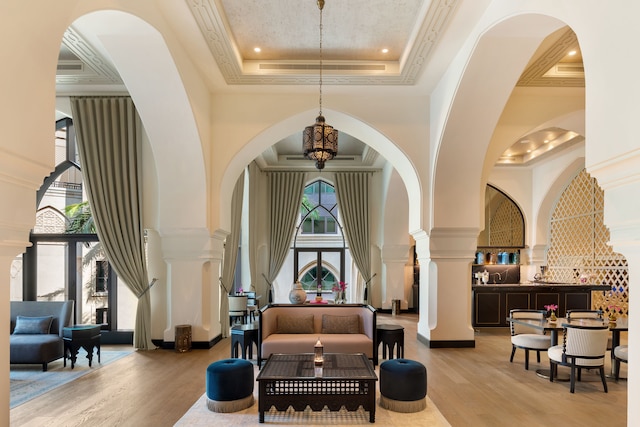 パレス ダウンタウン