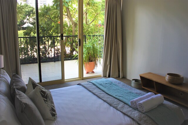 コンテッサ ホリデイ アパートメンツ