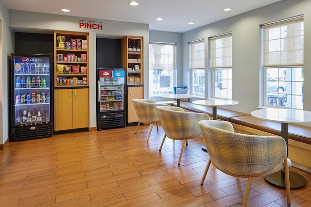 タウンプレイス スイーツ バイ マリオット メッドフォード