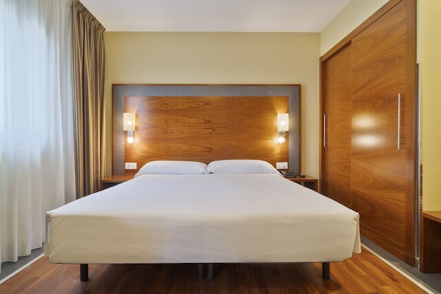 F&G ログローニョ ホテル