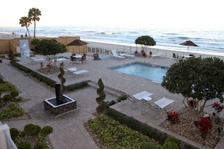 ロータス ブティック イン & スイーツ