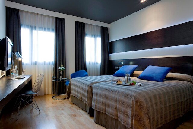 NH マドリッド ラス タブラス