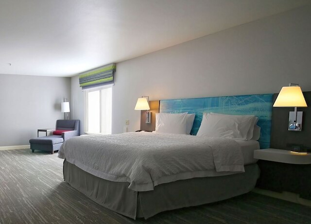 ハンプトン  イン & スイーツ タコマ