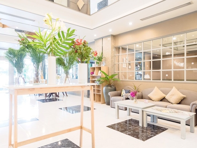 イエロー リボン ヒルズ ブティック スイーツ