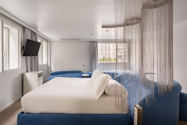 ルーム メイト オスカー、マドリード