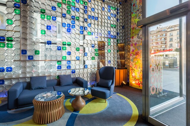 ルーム メイト オスカー、マドリード