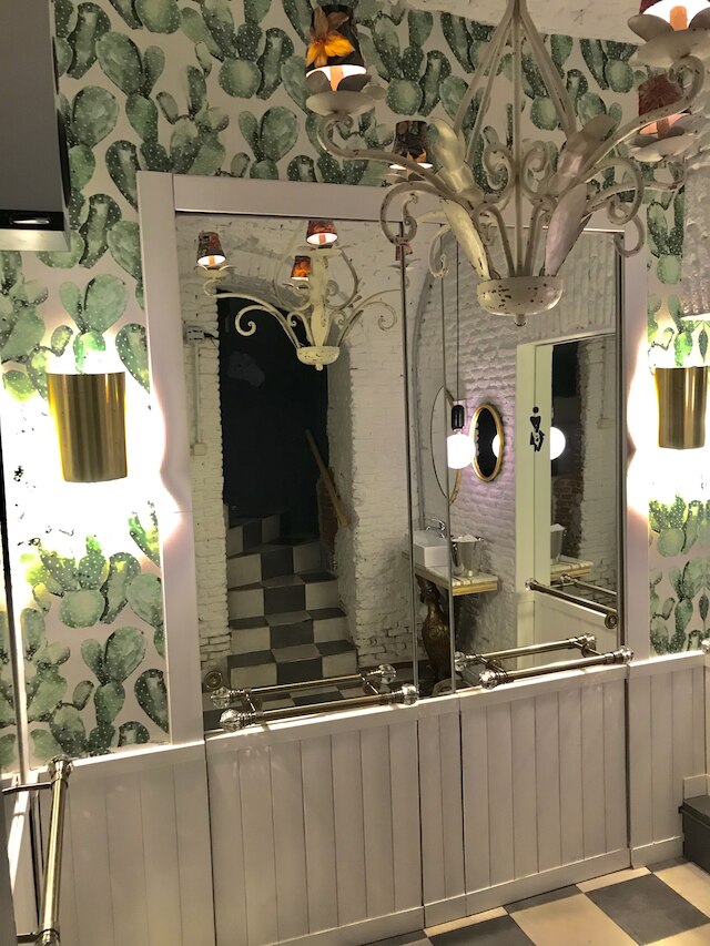 アバル ブティック & デザイン ホテル