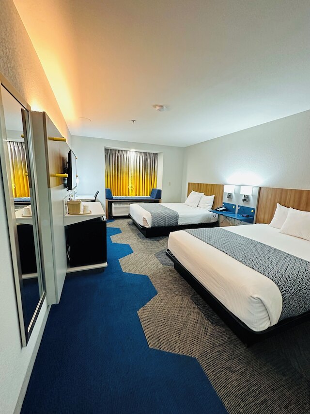 マイクロテル イン & スイーツ バイ ウィンダム ホーマ