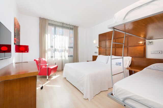 トリップ サラゴサ ホテル