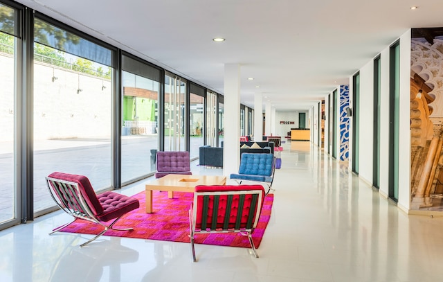 トリップ サラゴサ ホテル