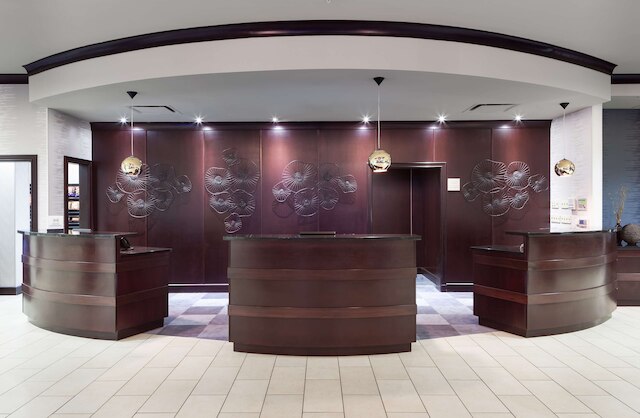 エンバシー スイーツ バイ ヒルトン タンパ ブランドン