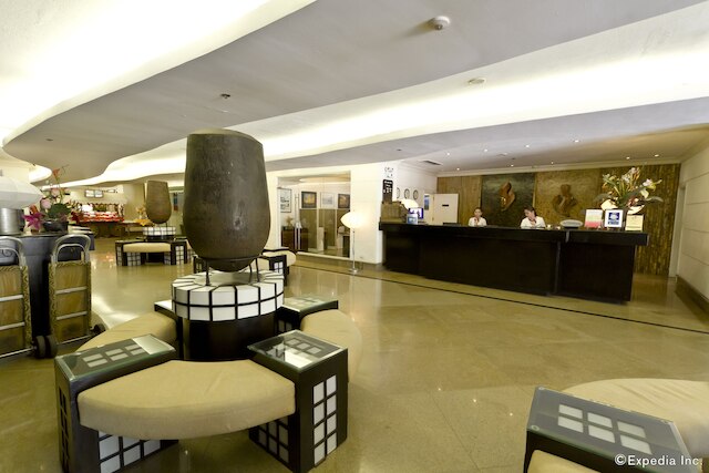 クラウンレジェンシースイーツ&レジデンシズ - マクタン