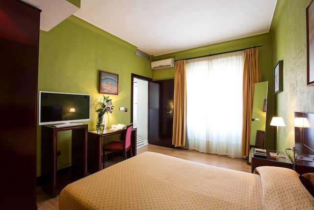 ホテル カルロス V