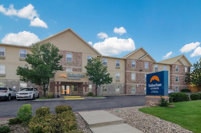 サバーバン スタジオズ デンバー セントラル-アルバダ