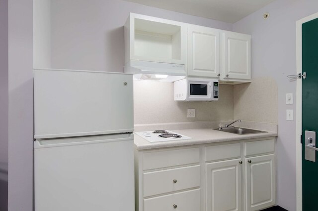 サバーバン スタジオズ デンバー セントラル-アルバダ