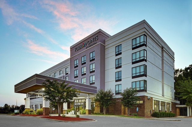 フォーポインツ バイ シェラトン バーミンガム ホームウッド