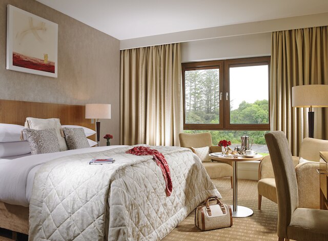 スニーム ホテル