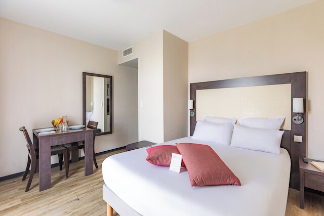 アパートシティ コンフォート ナント ウエスト サン エルブラン