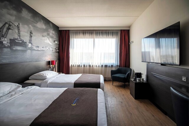 バスティオン ホテル ロッテルダム アレクサンダー