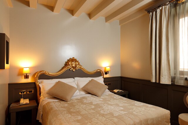 ホテル カ ズスト ベネチア