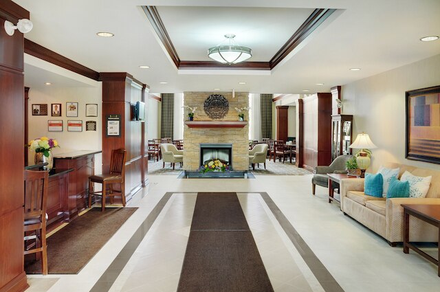 ステイブリッジ スイーツ オークビル by IHG