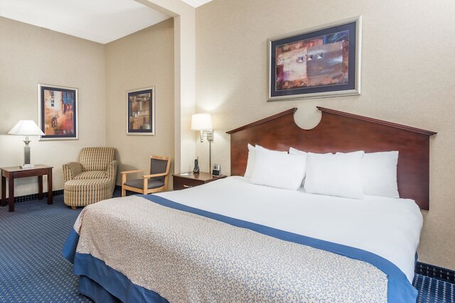 ウィンゲート バイ ウィンダム エリー