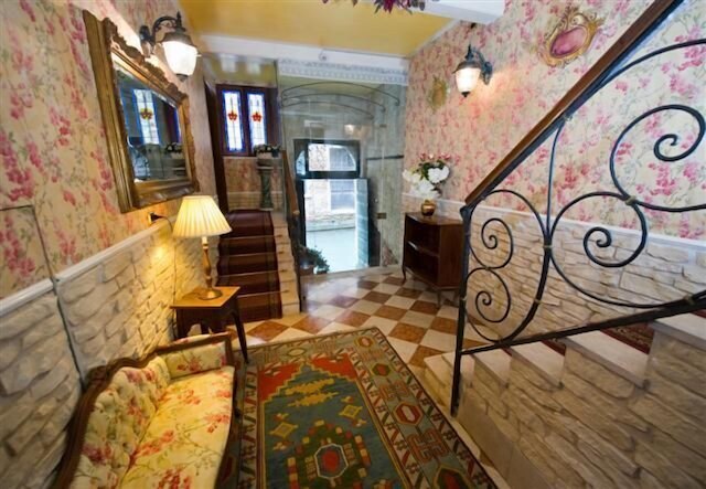 ロカンダ アンティコ フィオーレ