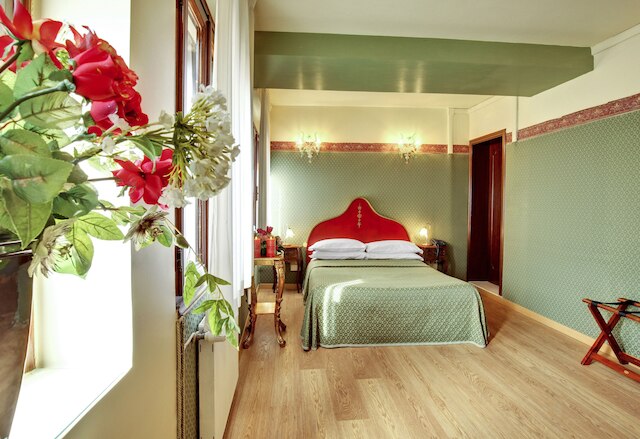 ロカンダ アンティコ フィオーレ