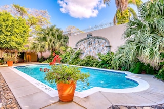 ホテル ロス ロブレス