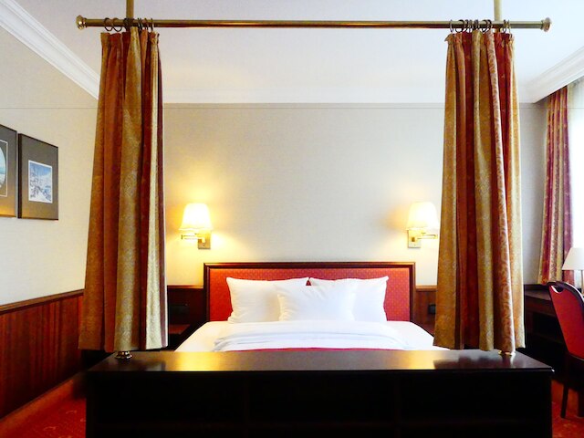 アパーテル アム ドム