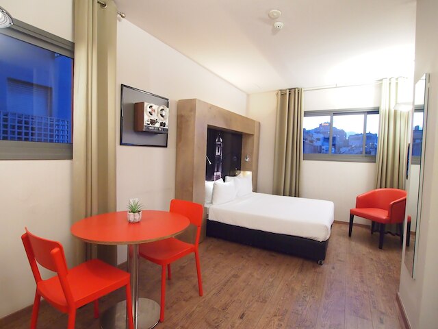 ベン イェフダ アパートメンツ