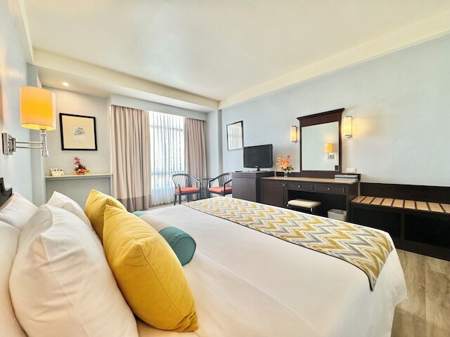 プーケット メルリン ホテル