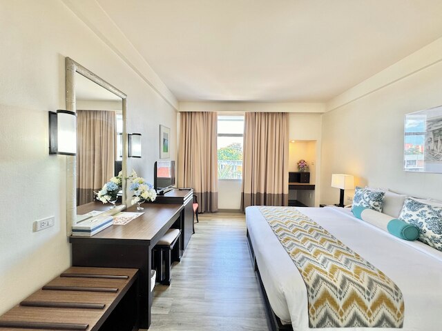 プーケット メルリン ホテル