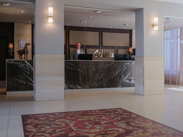 アディナ アパートメント ホテル ベルリン チェックポイント チャーリー