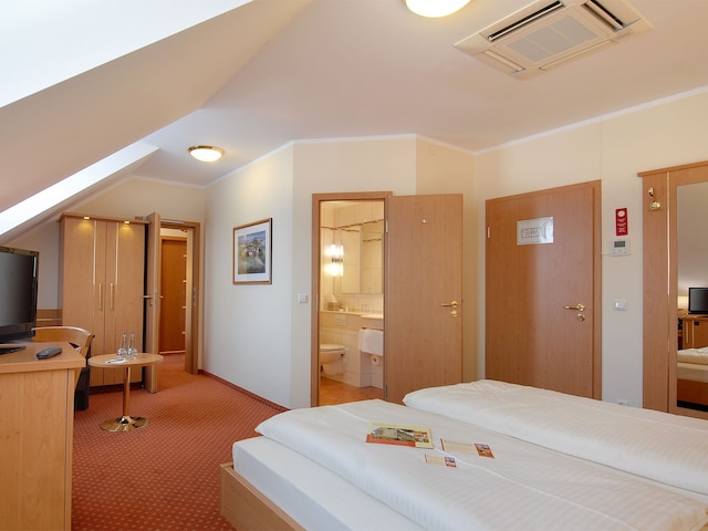 ホテル クラームヒルト アム ヒルシュガルテン