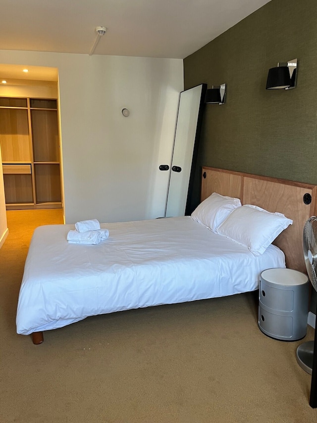 ホテル アンリ 4