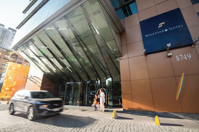 ブールバード スイーツ ホテル