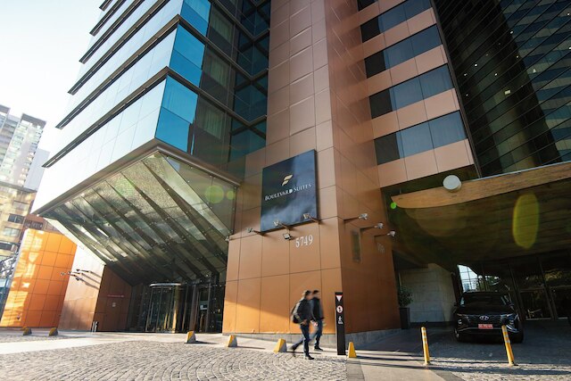 ブールバード スイーツ ホテル