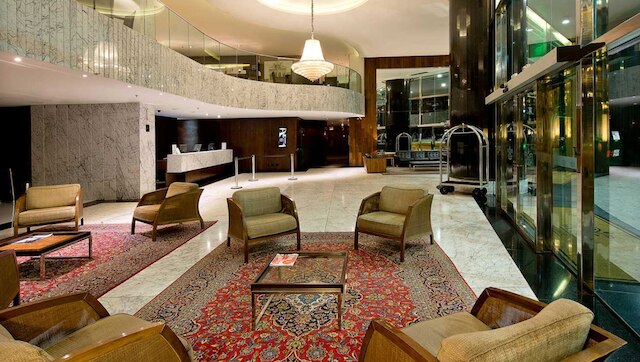 マジェスティック パレス ホテル