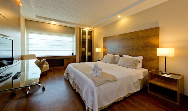 マジェスティック パレス ホテル