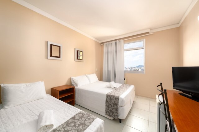 レーデ アンドラーデ セコムトゥール