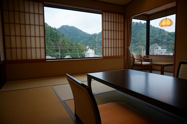 有馬温泉 高山荘 華野 –大人限定