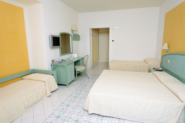 ホテル クラブ ドゥエ トッリ