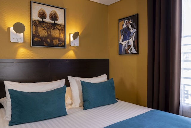 ホテル シャティヨン パリ モンパルナス